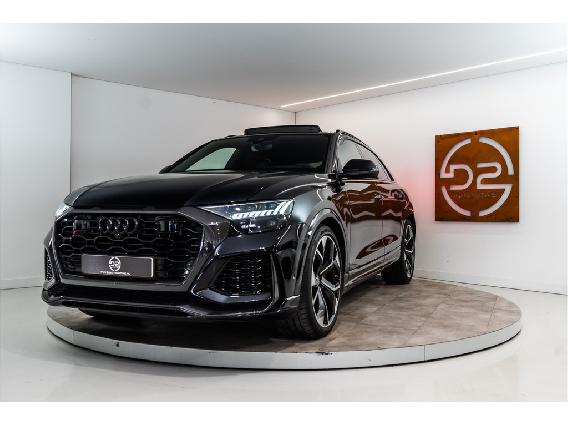 Audi RSQ8