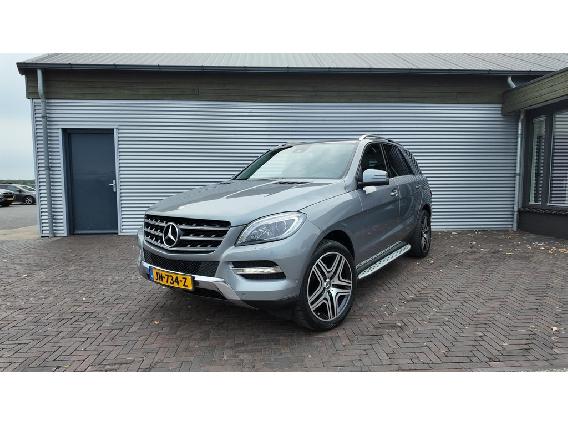 Mercedes-Benz M-Klasse