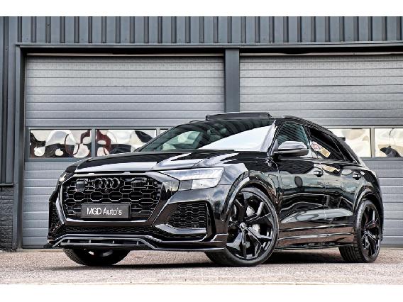 Audi RSQ8