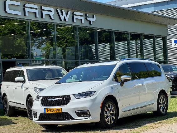 Chrysler Pacifica