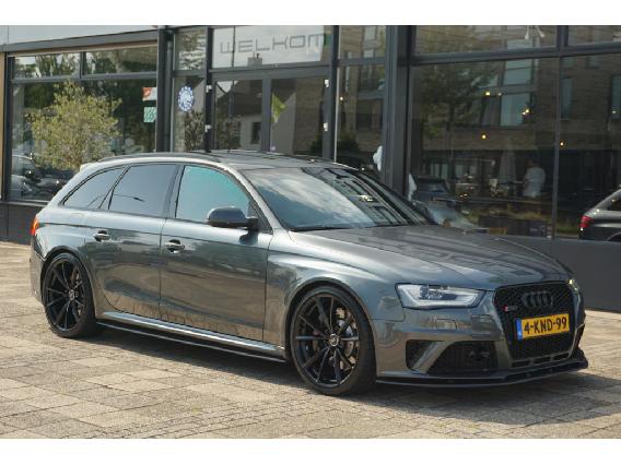 Audi RS4