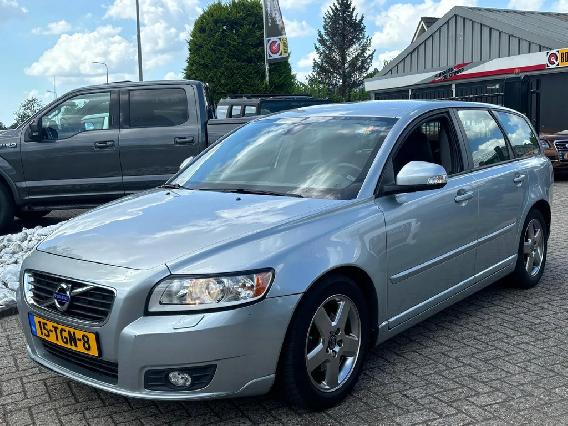 Volvo V50