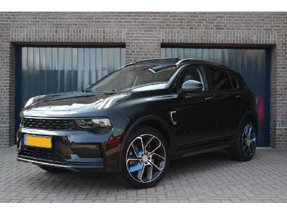 Lynk & Co 01